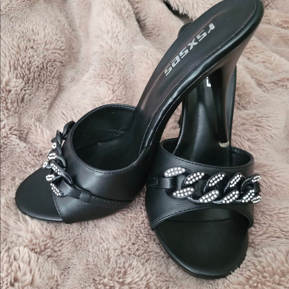 COPY - NWT Rhinestone chain Platform Heeled Stilettos